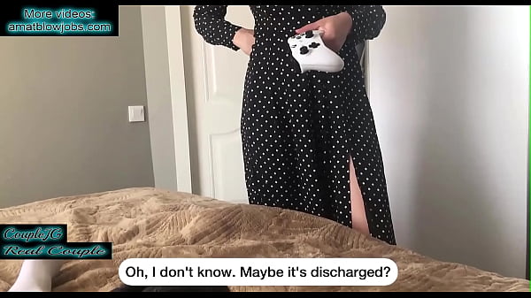 Step sister couldn’t masturbate with gamepad and replaced it with her stepbrother’s cock