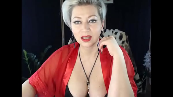 Many of us would like to fuck our step mom! Gorgeous mature whore AimeeParadise helps one poor fellow to make his dreams come true!